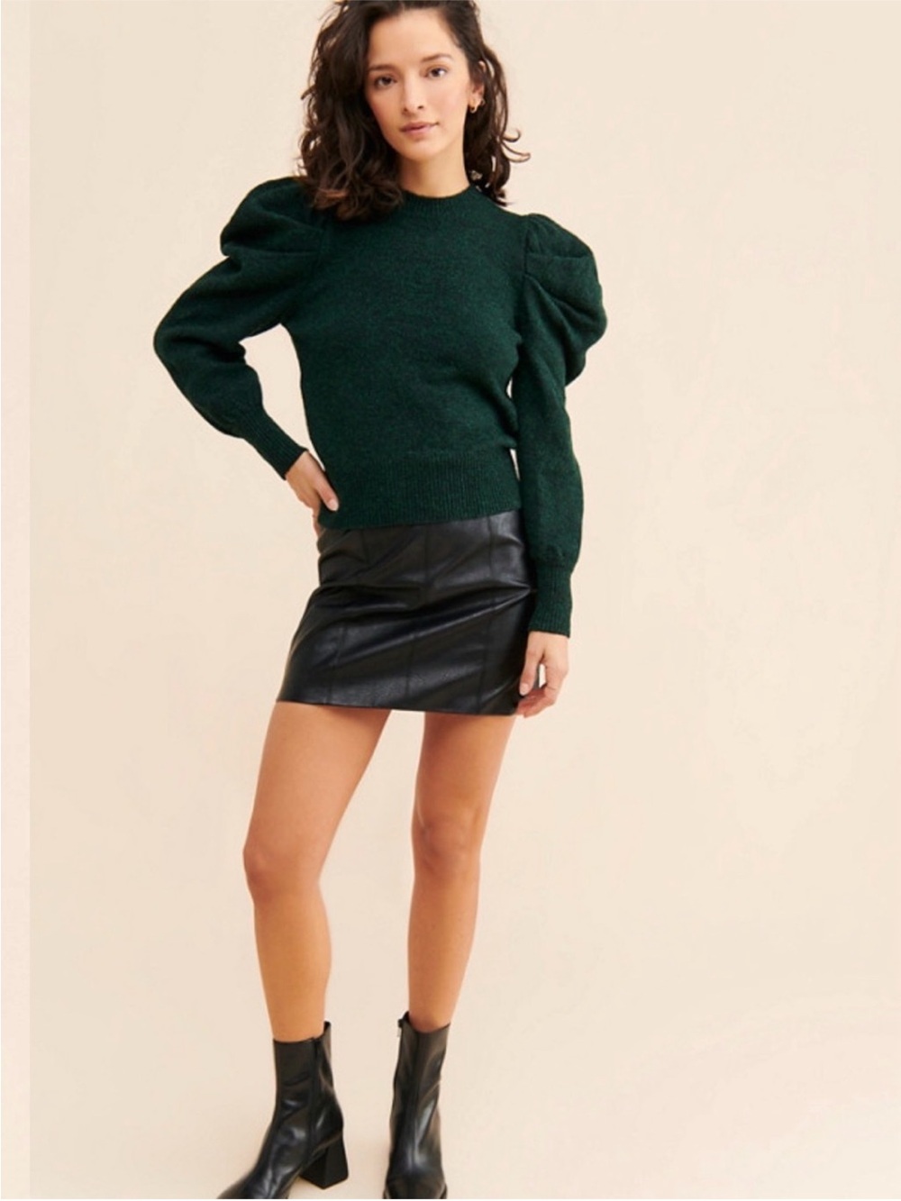 ASTR The Label Puff-Sleeve Knit Sweater in Deep Green